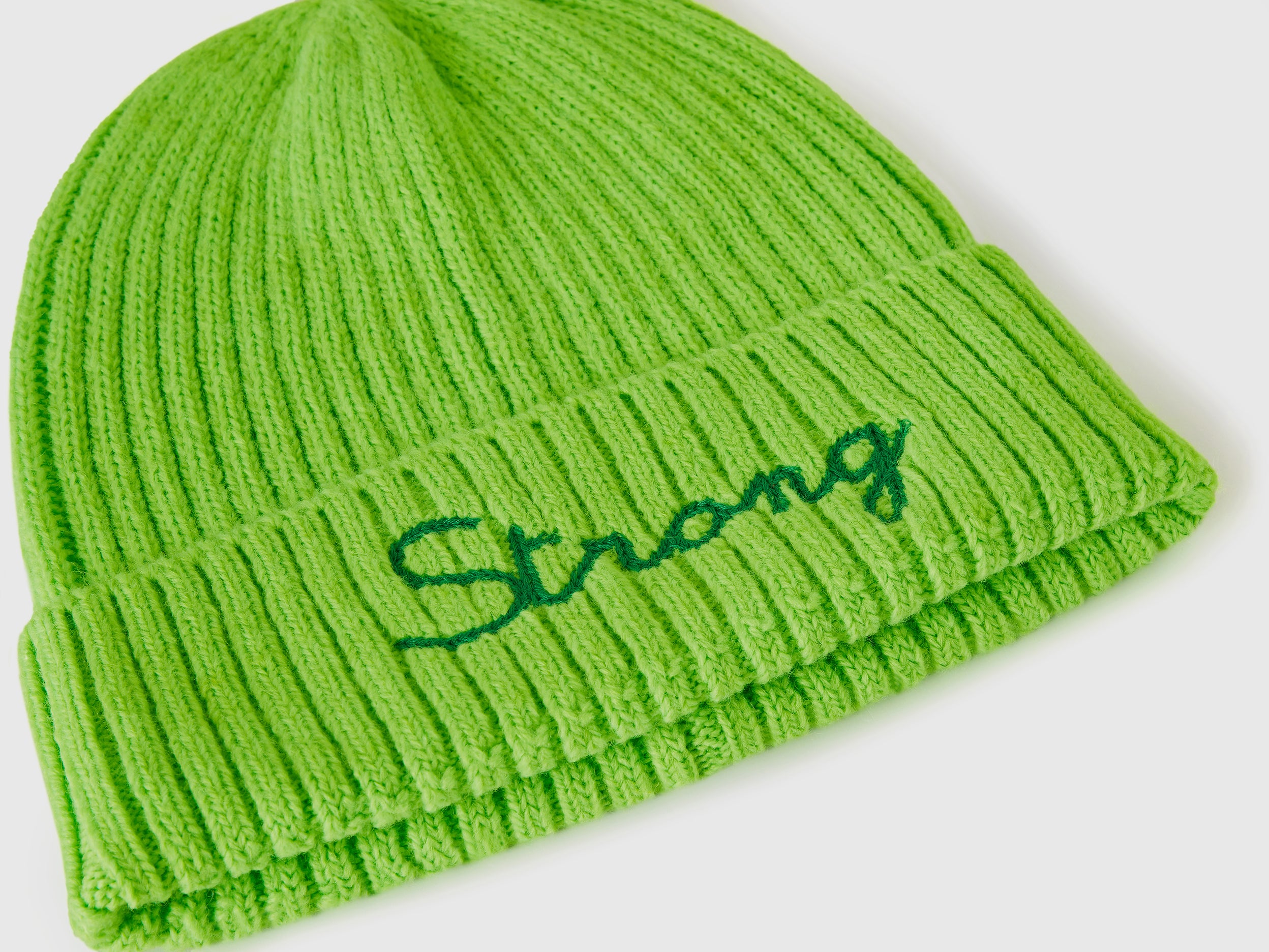 Gorro fluorescente com bordado - ucb_image_DS1