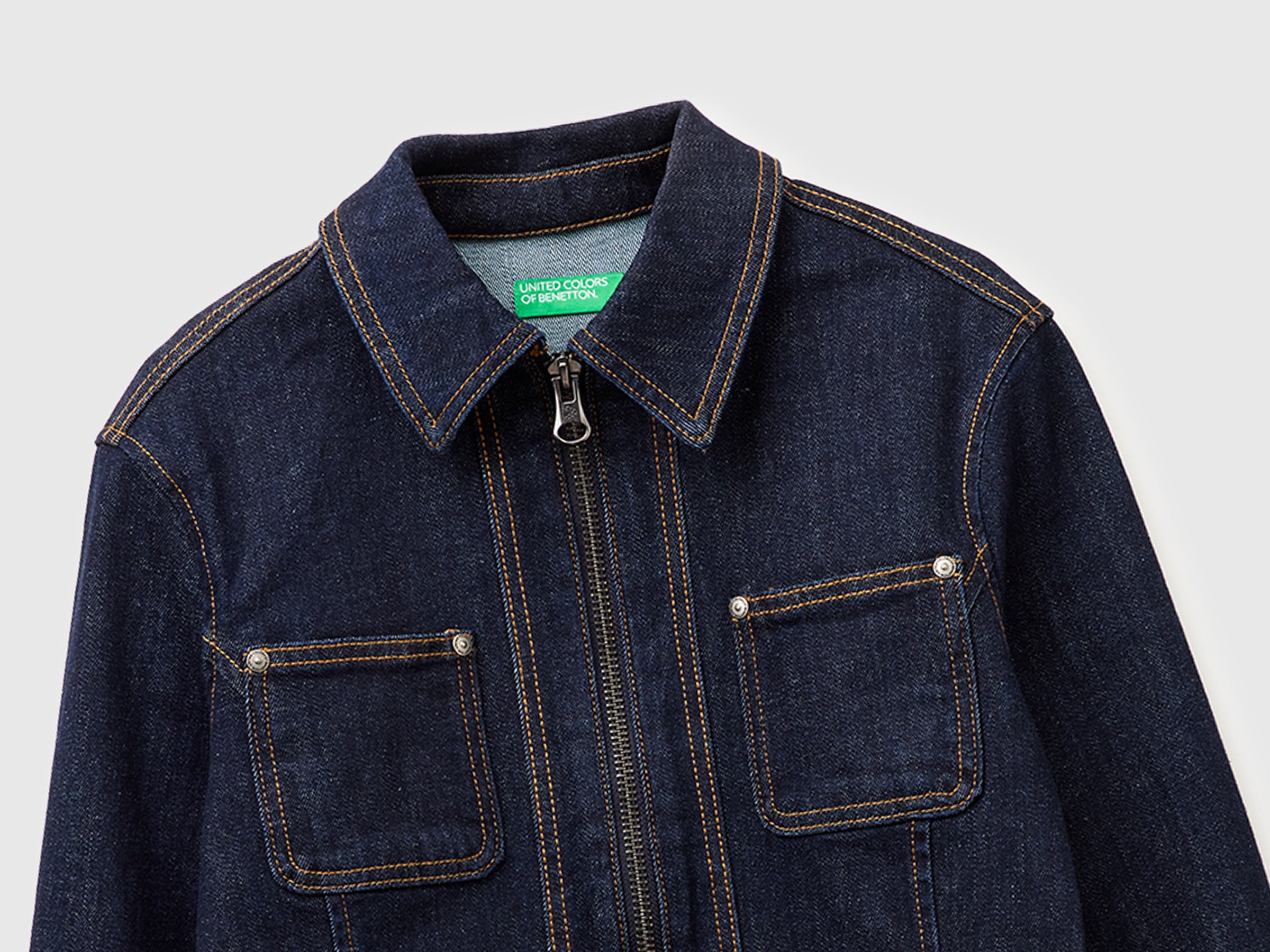 Casaco em denim com fecho de correr - ucb_image_DS1
