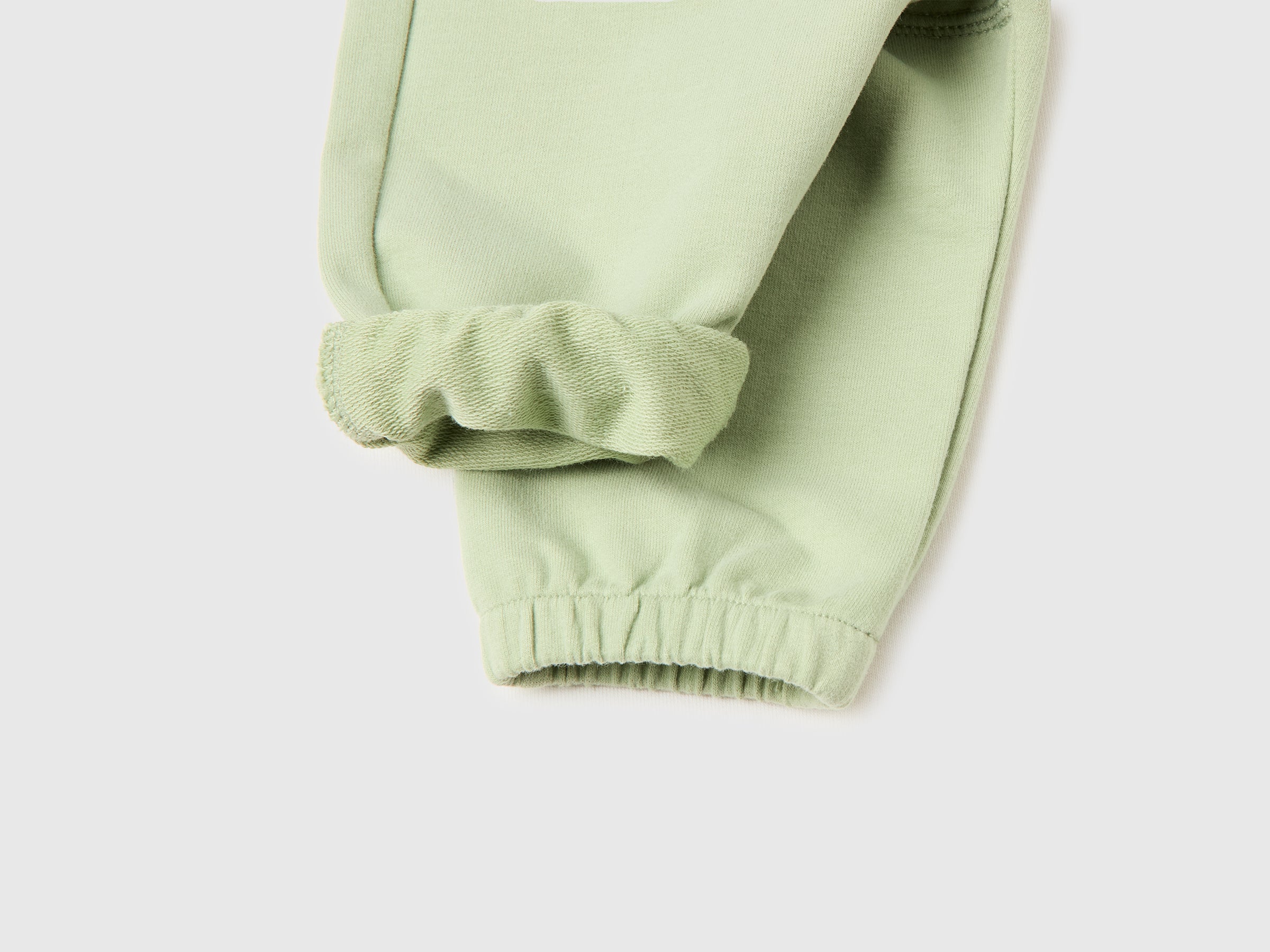 Trousers with embroidery on the back - ucb_image_DS1