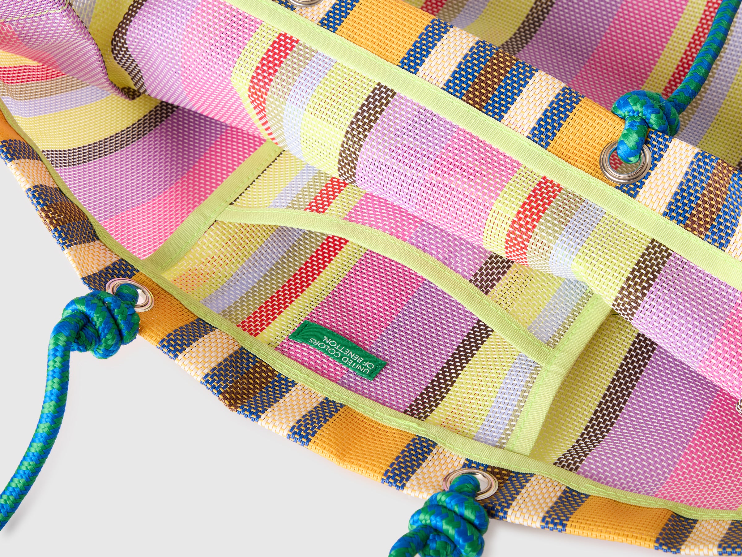 Bolsa multicolor efeito rede - ucb_image_DS1