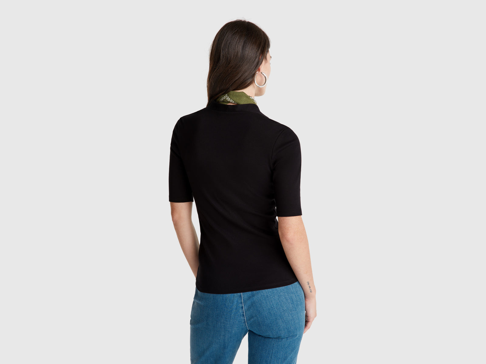 T-shirt slim fit em algodão de fibra longa - ucb_image_B