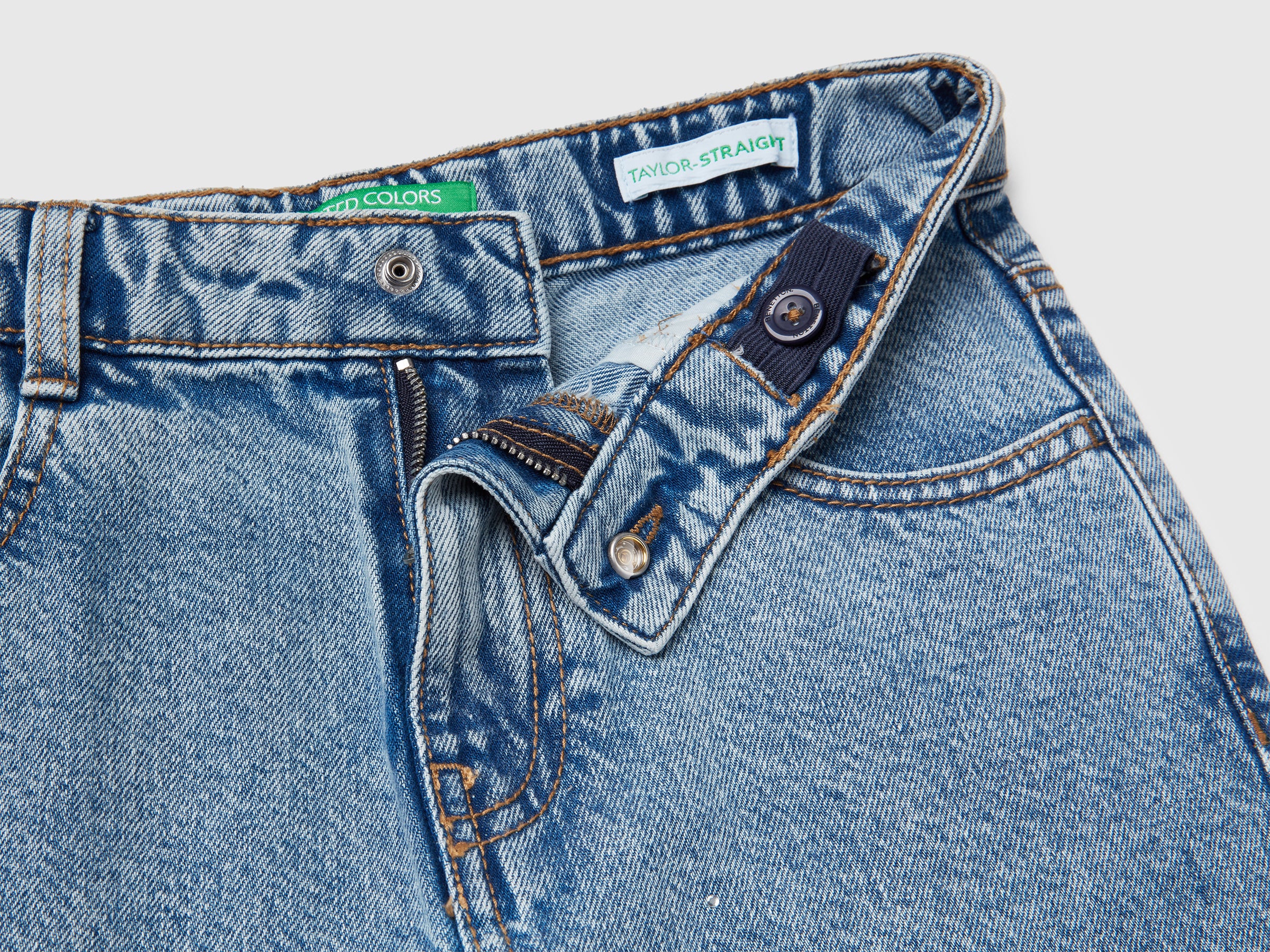 Jeans straight com strass - ucb_image_DS1