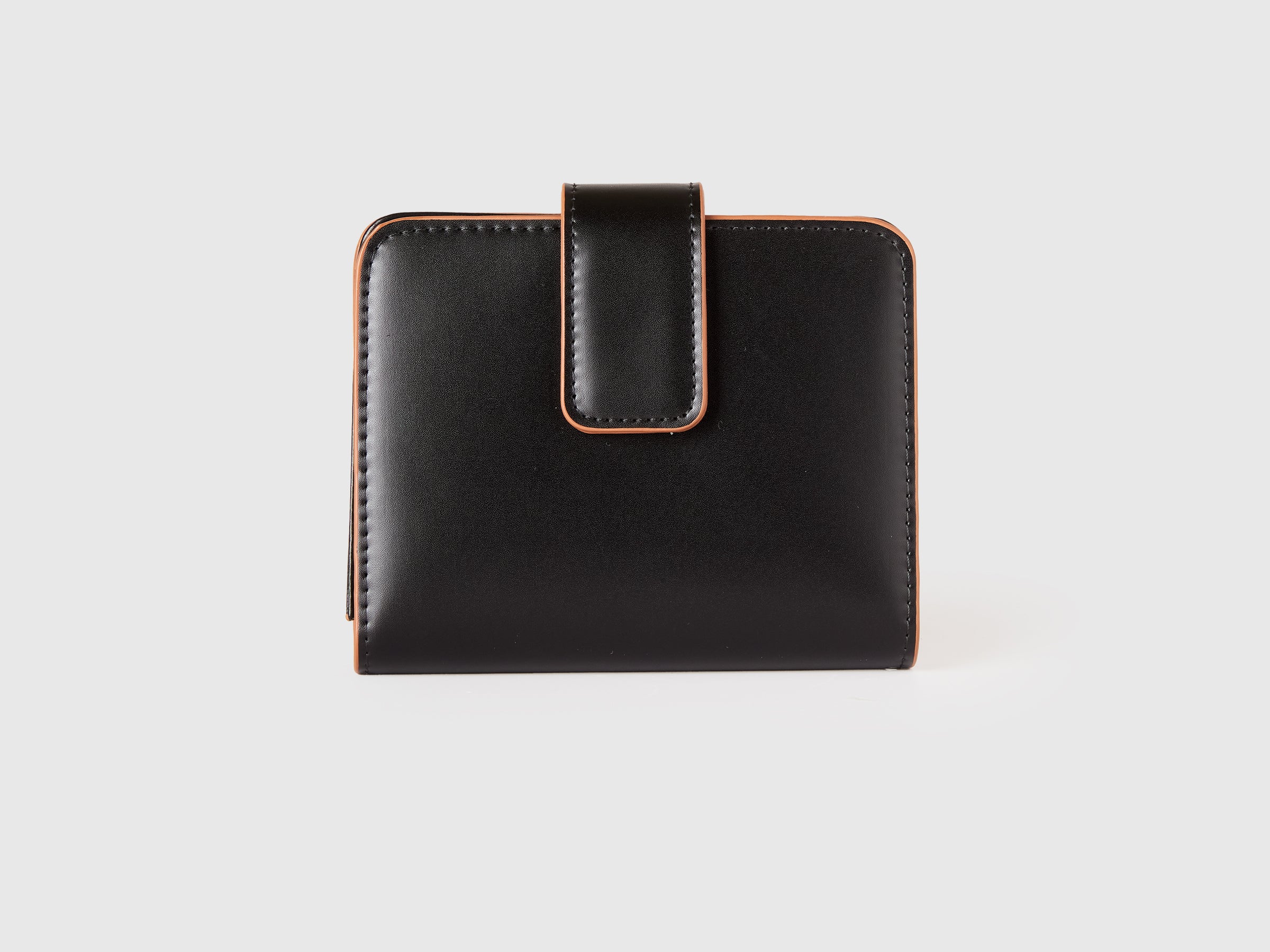 Compact wallet - ucb_image_FS