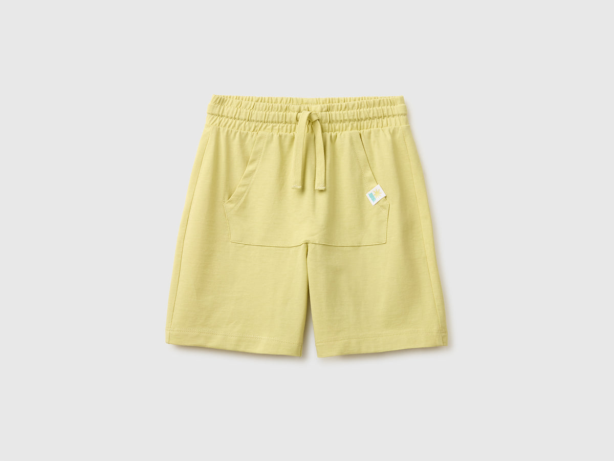 Shorts with kangaroo pocket - ucb_image_FS