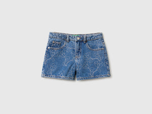 pantalones cortos de mezclilla bordados