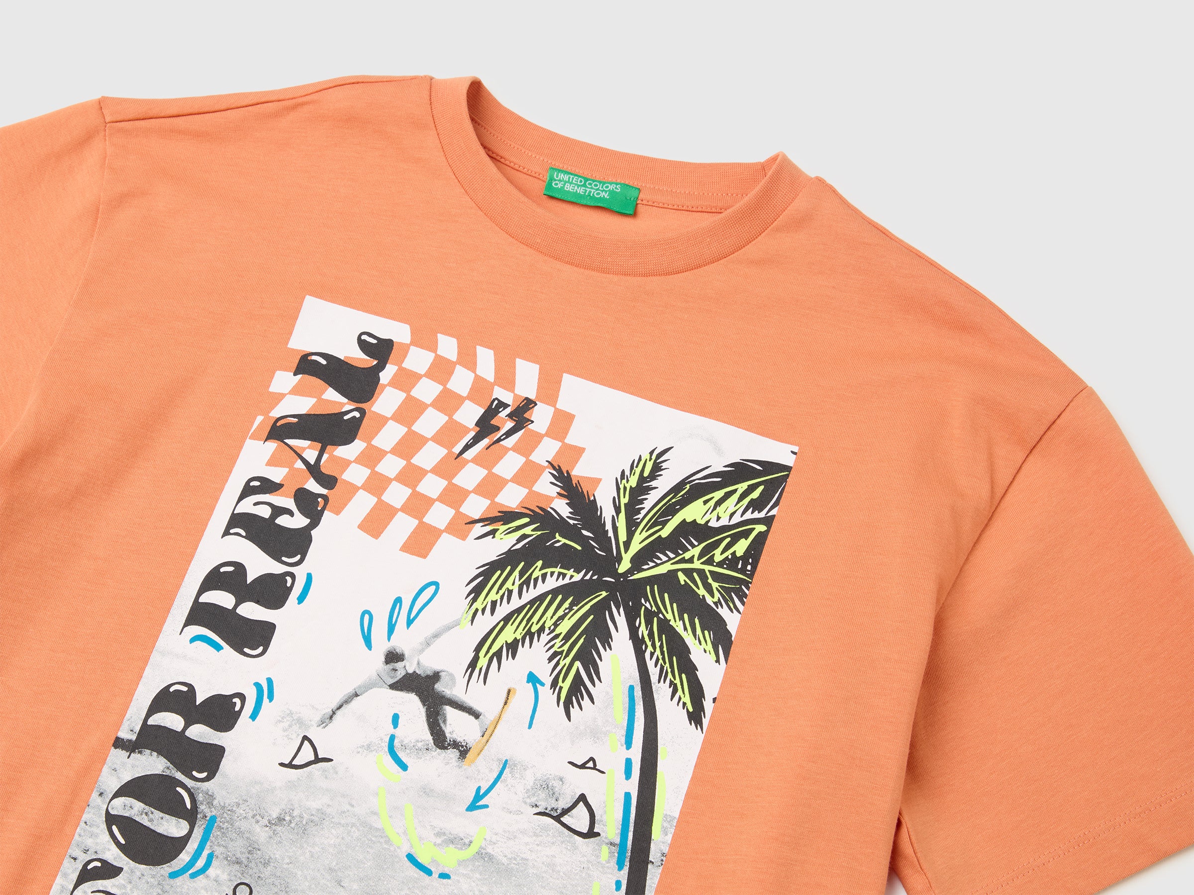 Oversized T-shirt with photographic print - ucb_image_DS1