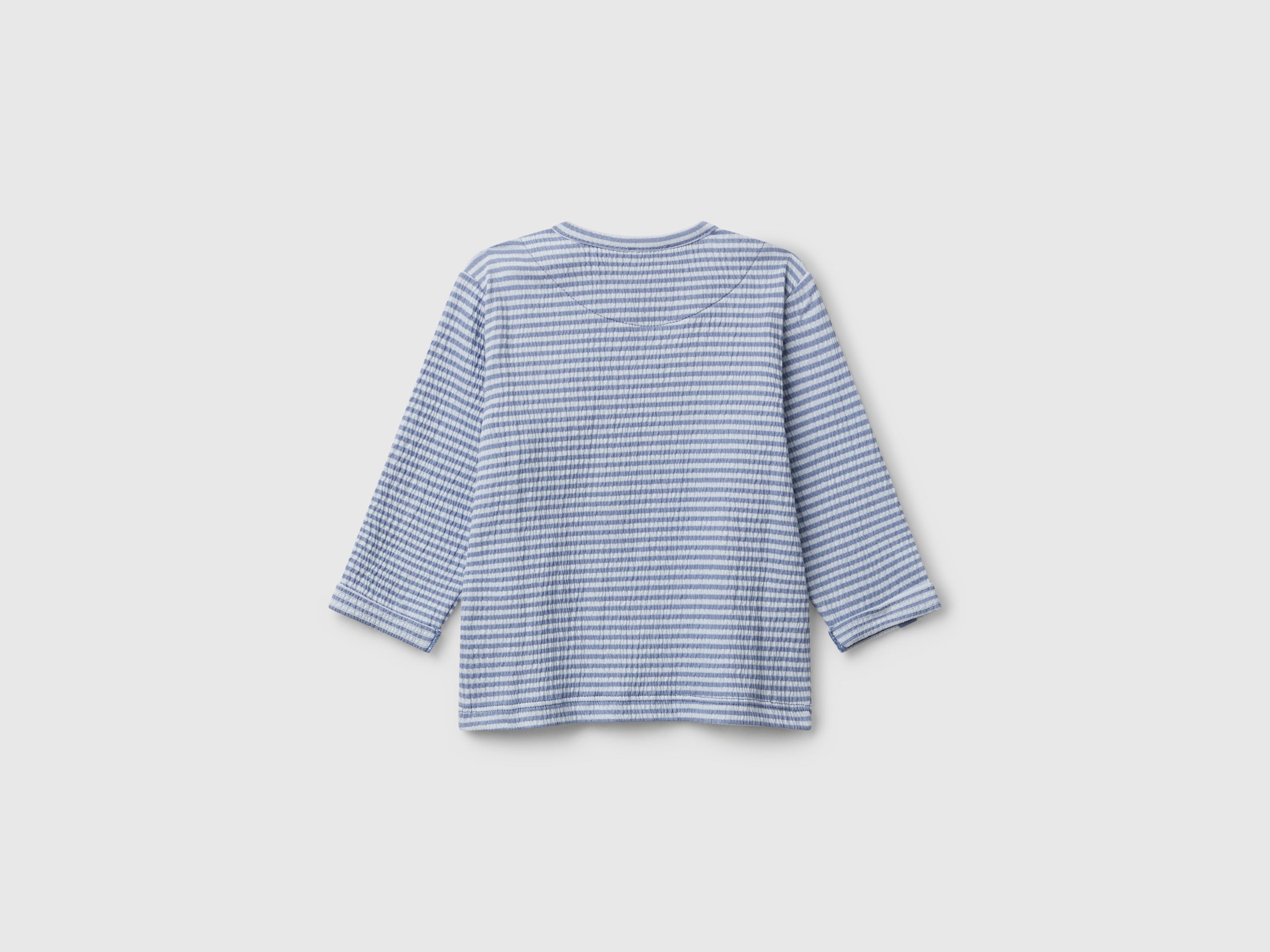 T-shirt com bolso pequeno e patch - ucb_image_BS