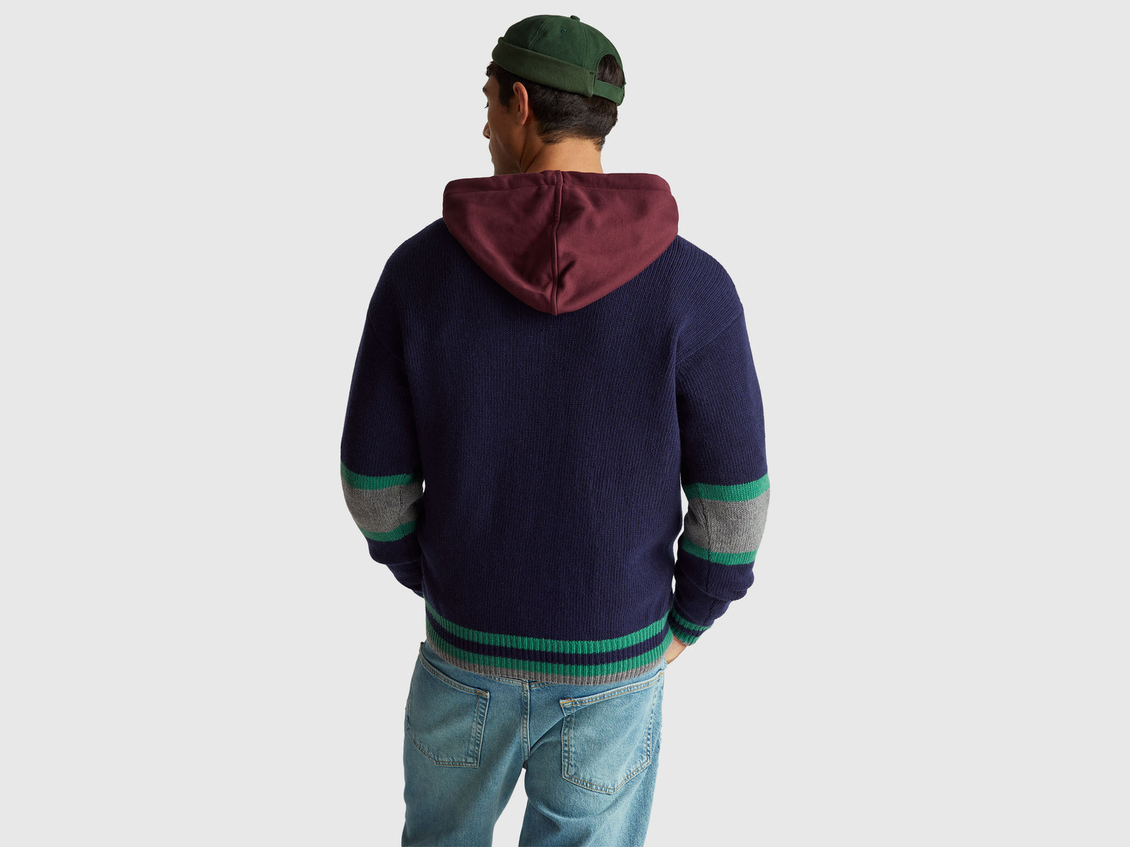 Camisola decote em V Stranger Things - ucb_image_B