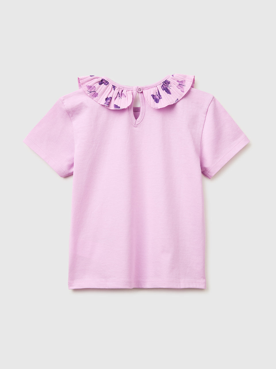 T-shirt with ruffles on the collar - ucb_image_BS