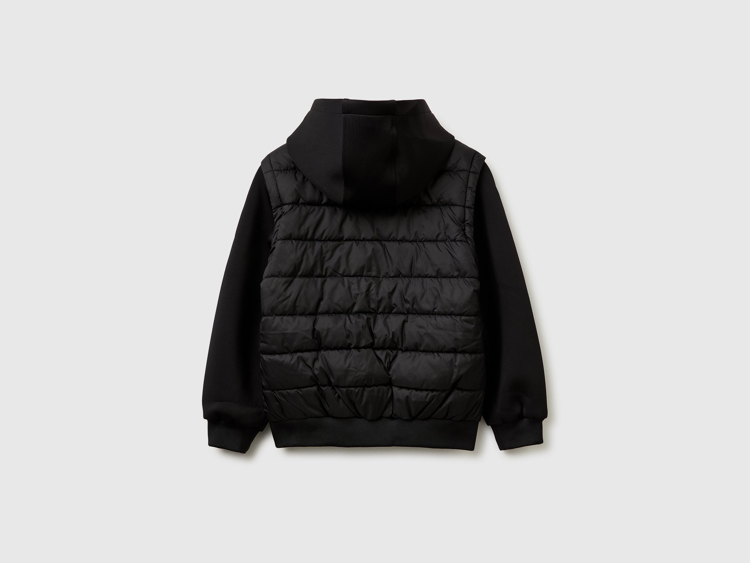 Jacket with detachable sleeves - ucb_image_BS
