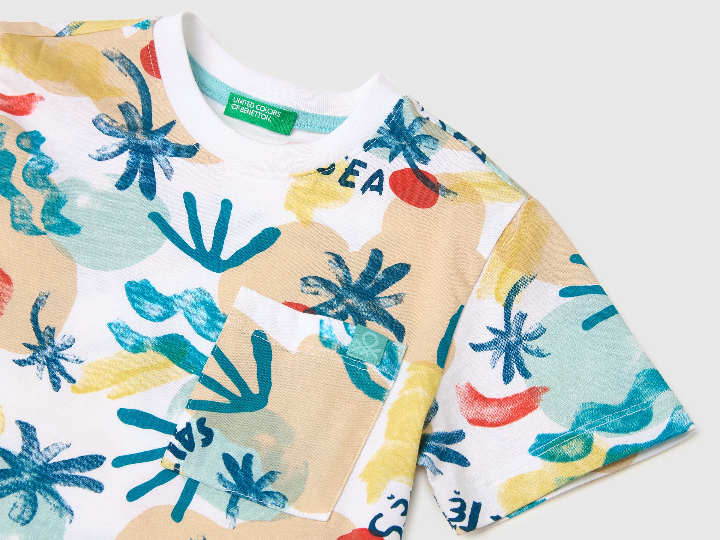 T-shirt com estampado tropical - ucb_image_DS1