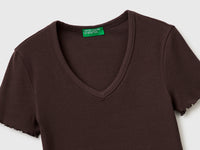 T-shirt decote em V canelado - ucb_image_DS1