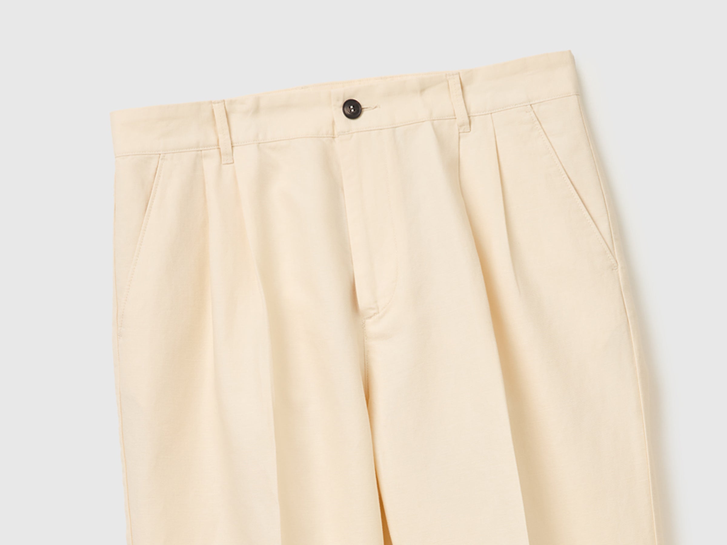 Wide-leg trousers in linen blend - ucb_image_FY