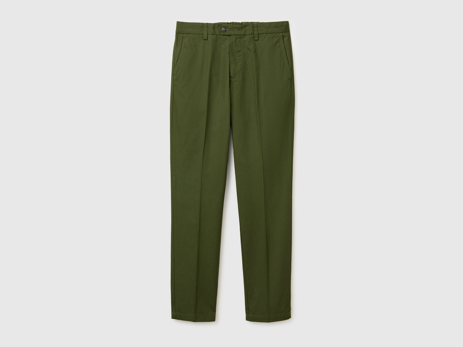 Slim-fit chinos in lightweight cotton - ucb_image_FS