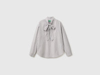 Camisa às riscas com um laço ao pescoço - ucb_image_FS