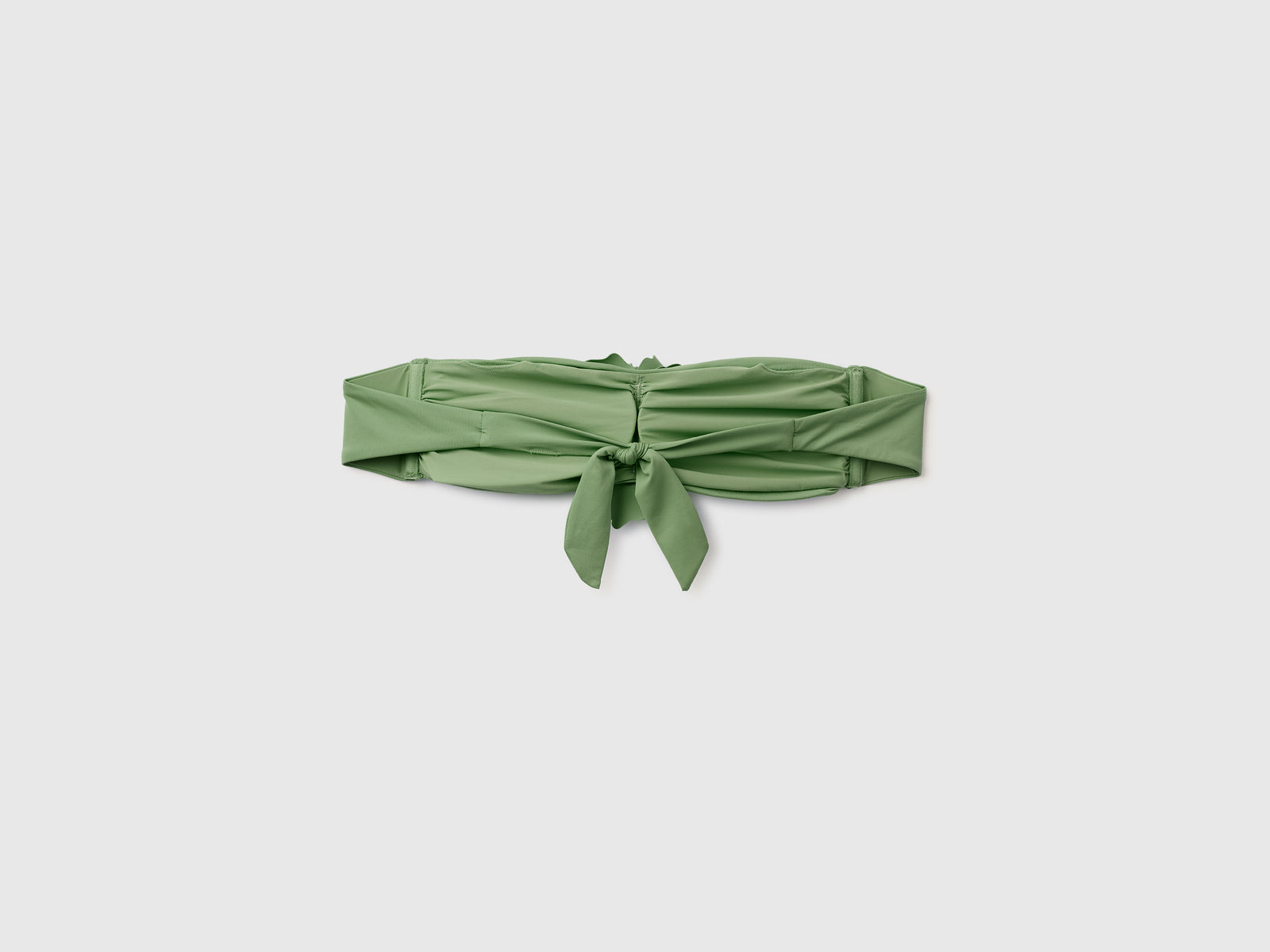 Beach band with flower application - ucb_image_BS