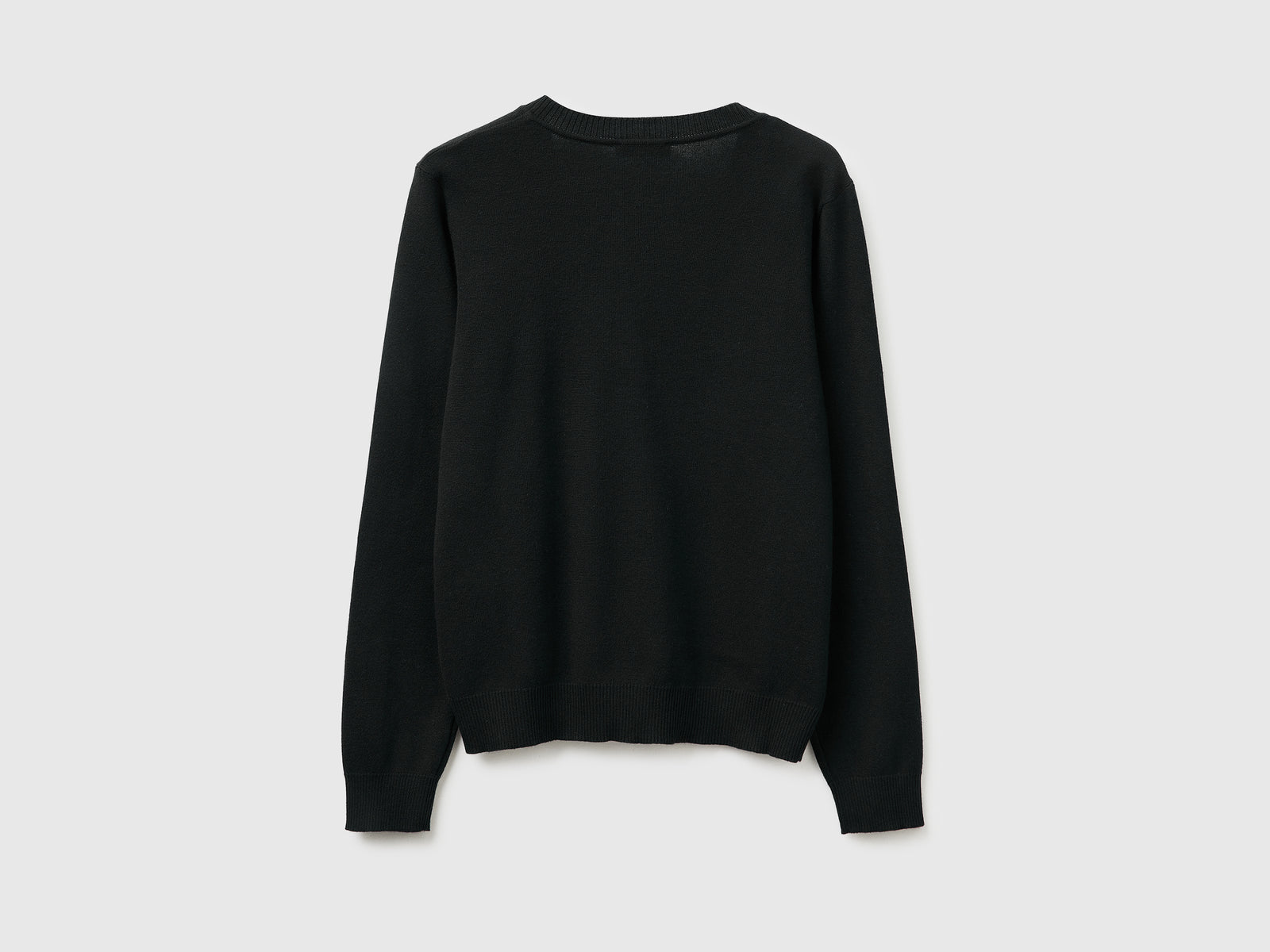 Black V-neck sweater in tricot cotton - ucb_image_BS