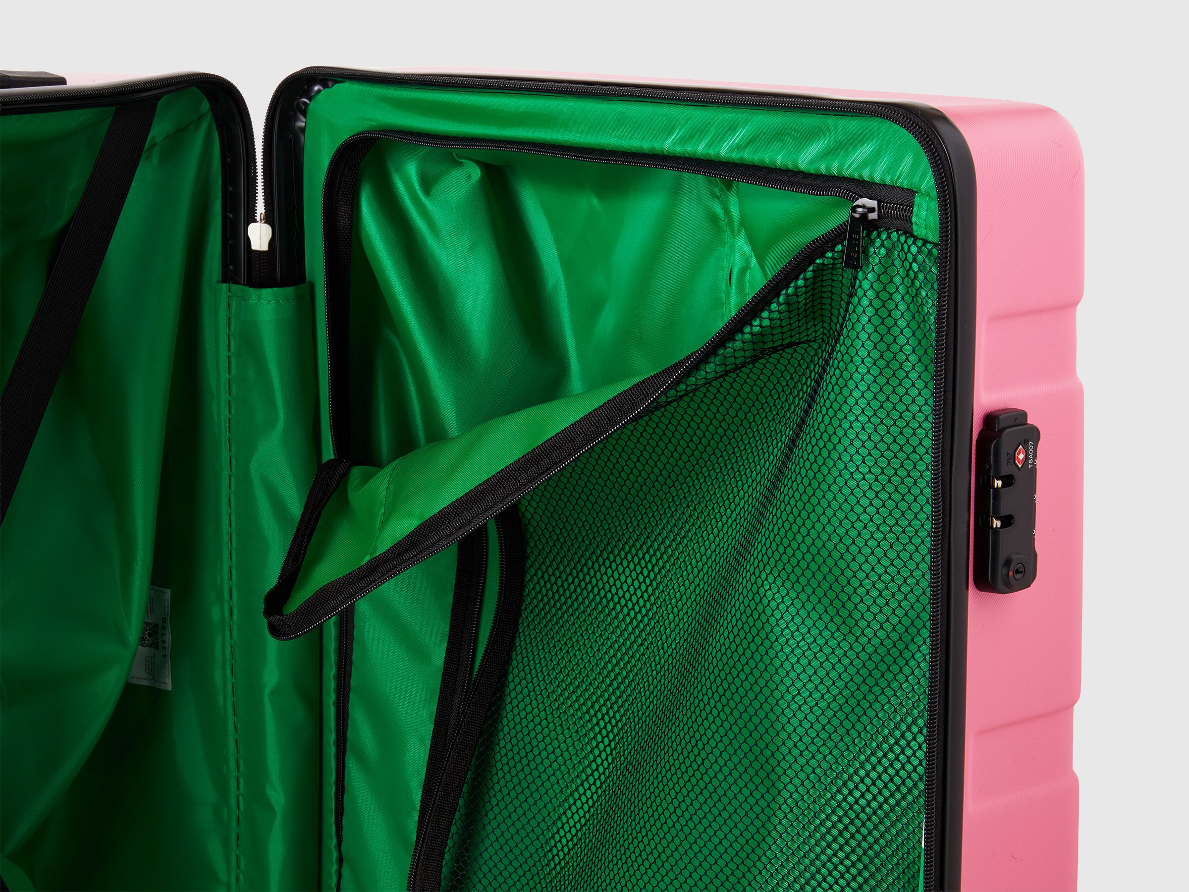 Medium rigid suitcase