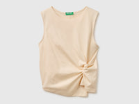 Top with knot - ucb_image_FS