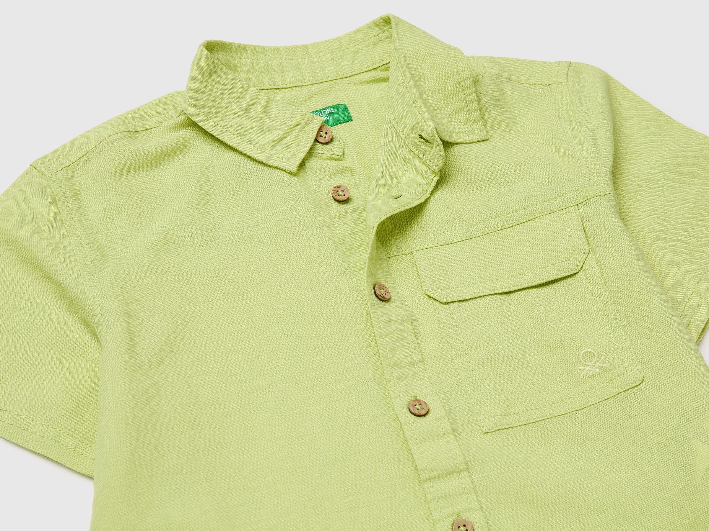Short-sleeved linen blend shirt - ucb_image_DS1