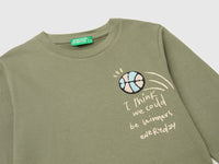 T-shirt em algodão orgânico quente com bordado - ucb_image_DS1