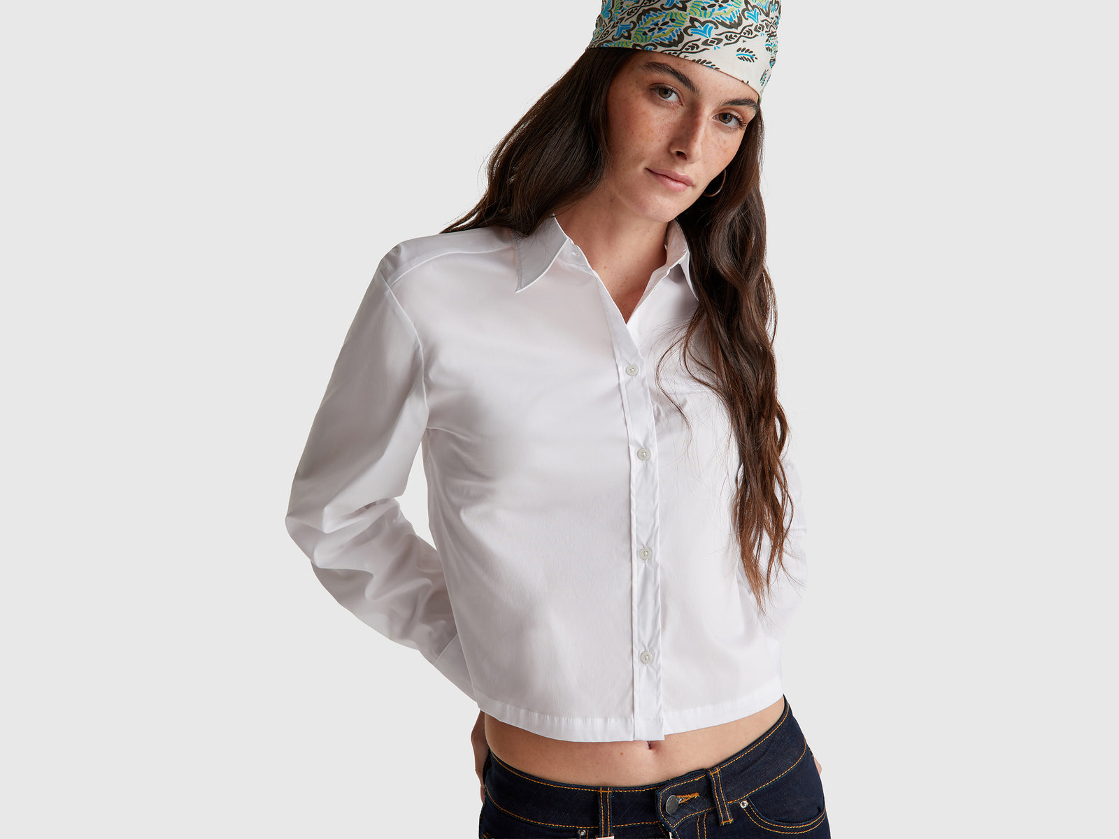 Cropped shirt with pocket