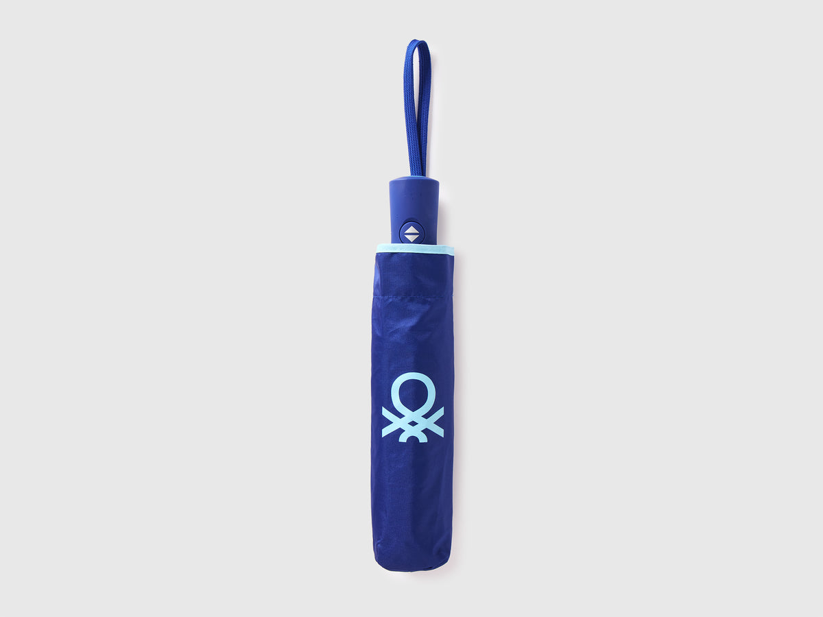 Guarda-chuva azul - ucb_image_FS