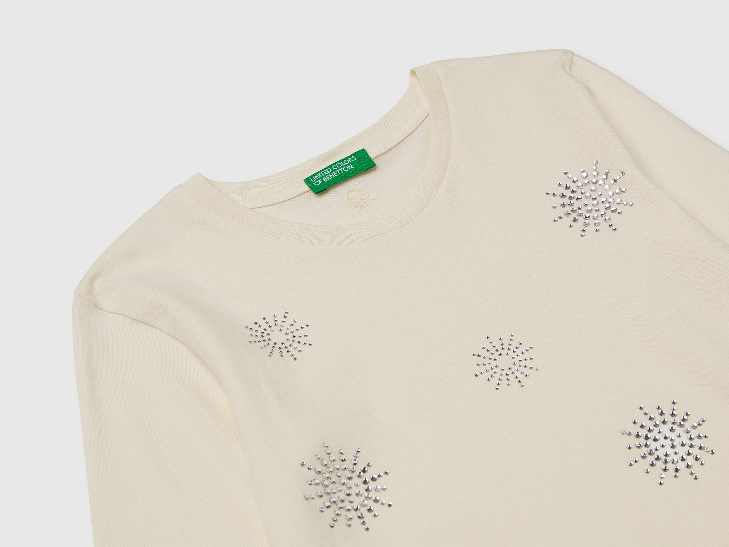 T-shirt com aplicação strass - ucb_image_DS1