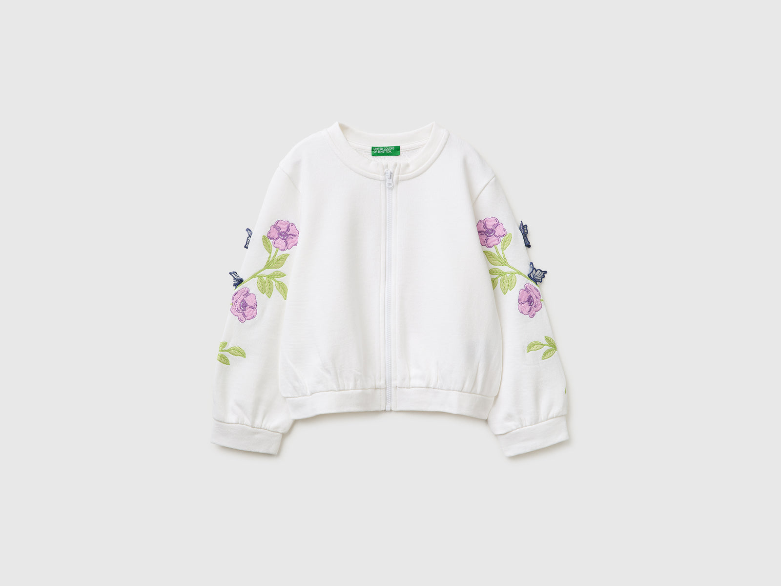 Sweatshirt with embroidered flowers - ucb_image_FS