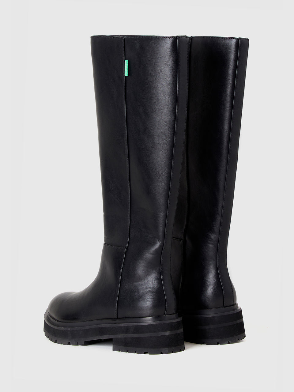 Botas pretas de cano alto - ucb_image_BS