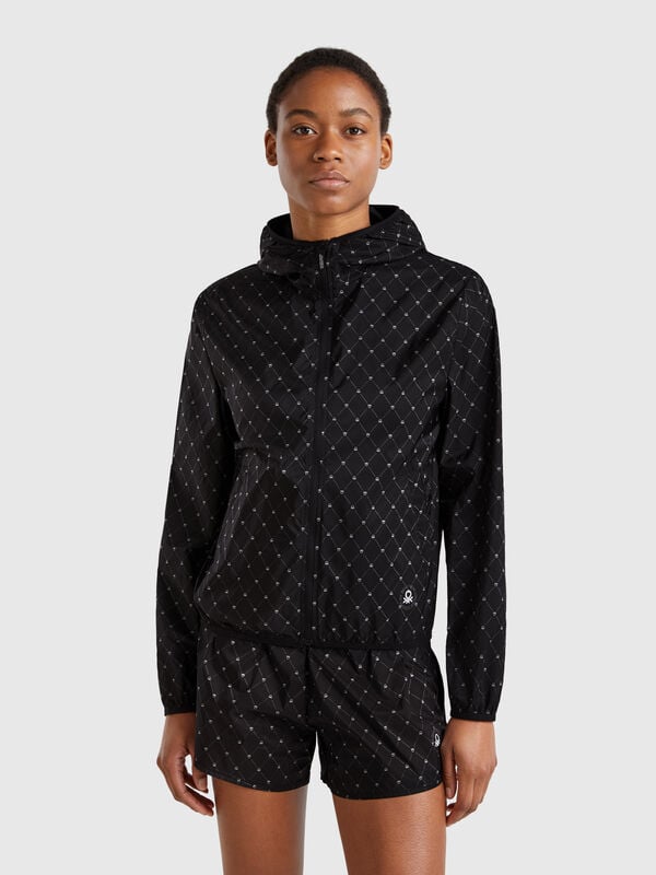 Chaqueta de nailon con logo estampado Mujer