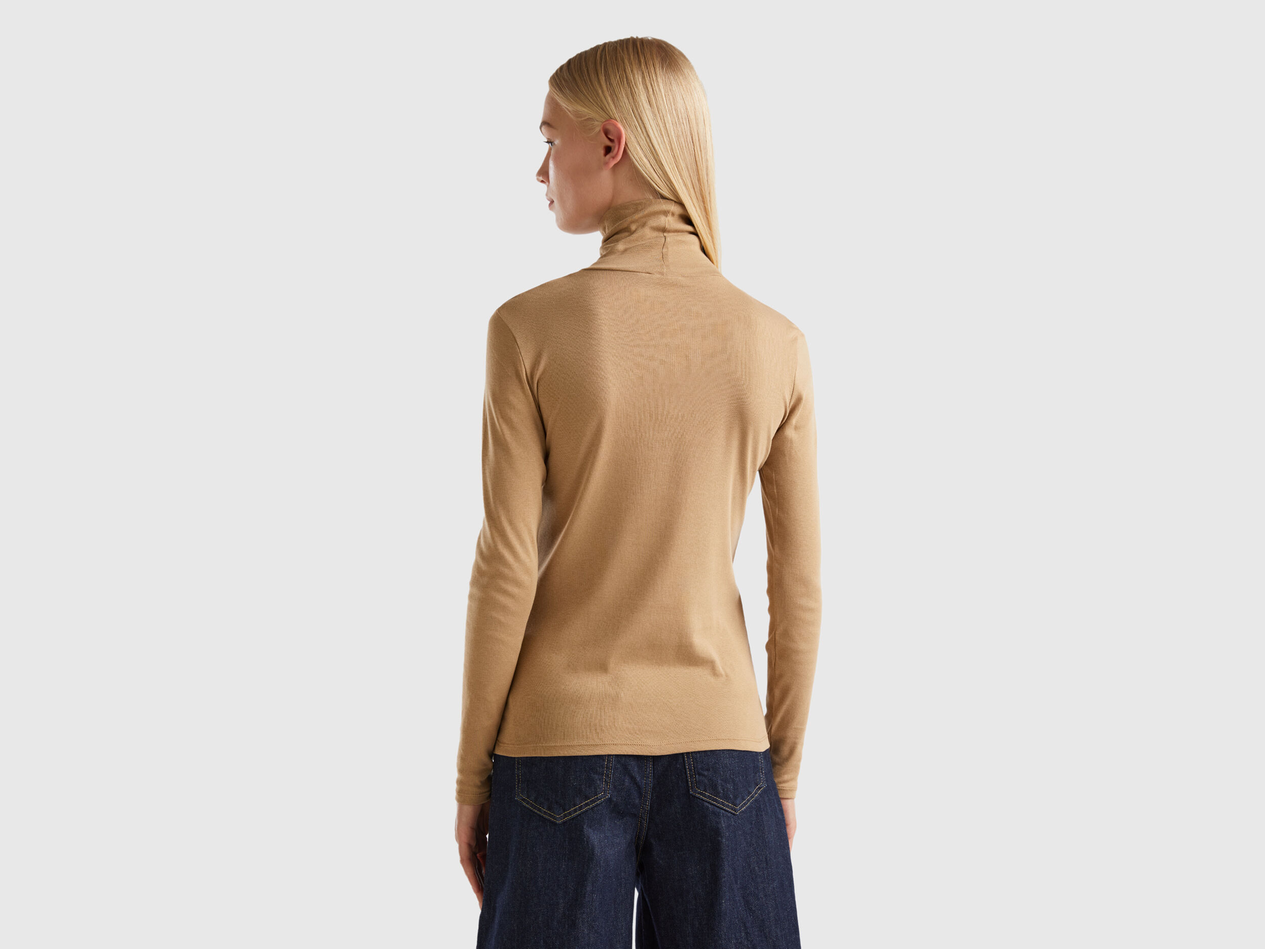 Camiseta cuello alto online marron niño