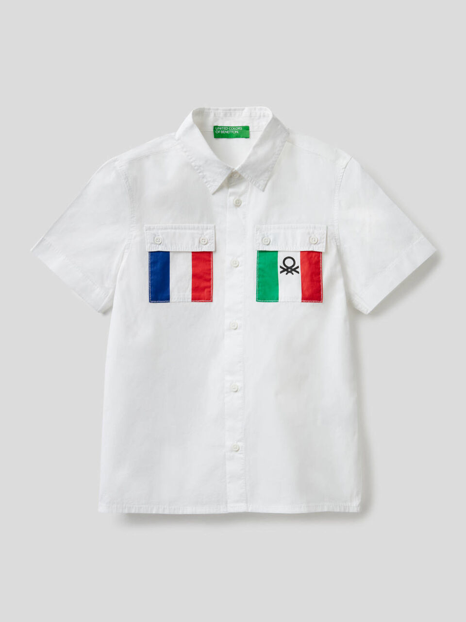 Camisa con bolsillos bandera image number 1
