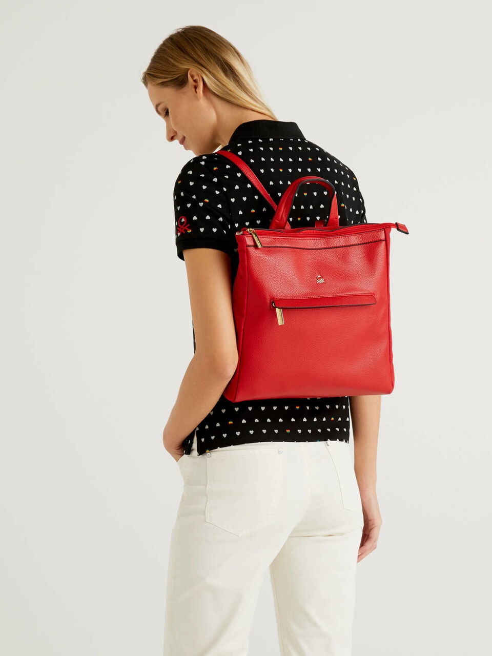 Mochila con bolsillo image number 2