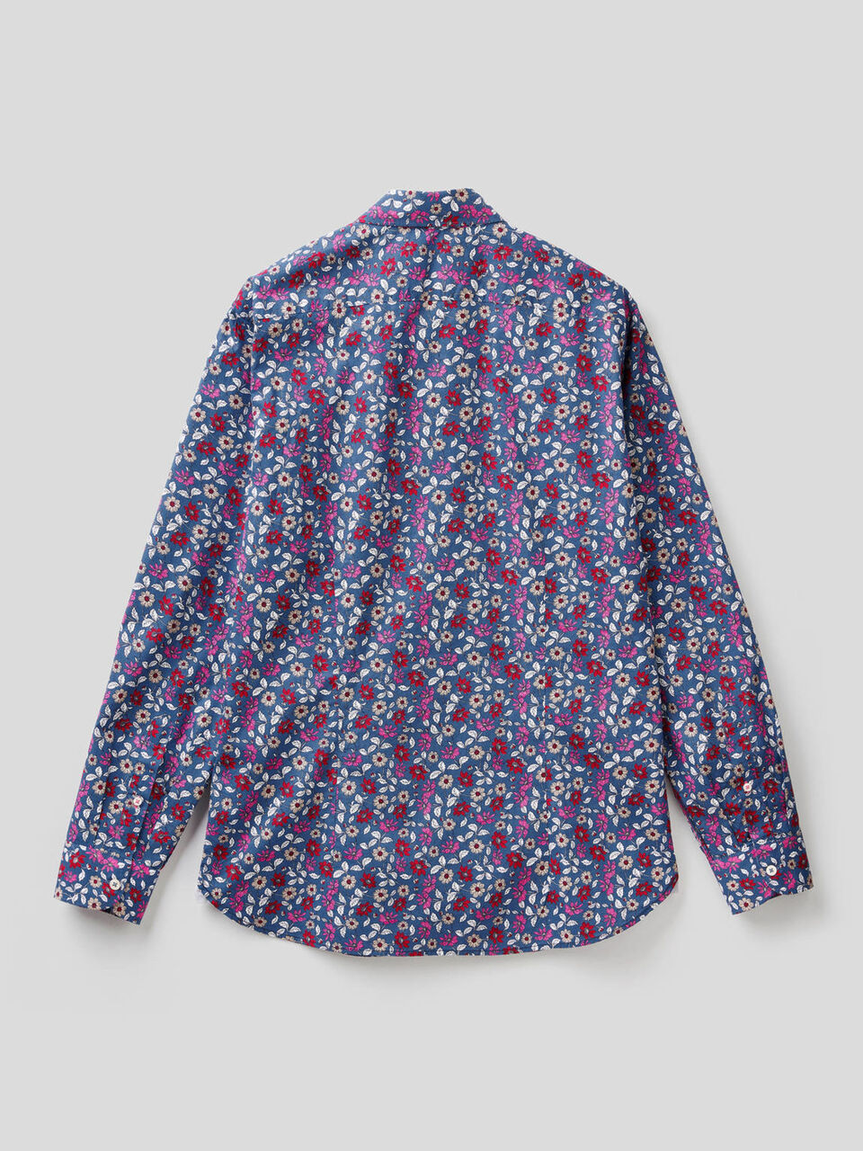 Camisa slim fit estampada image number 2