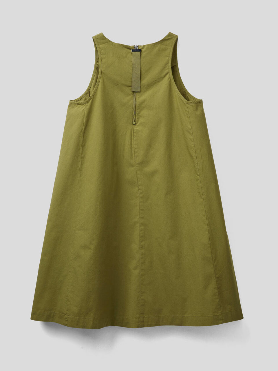 Vestido trapecio sin mangas image number 2