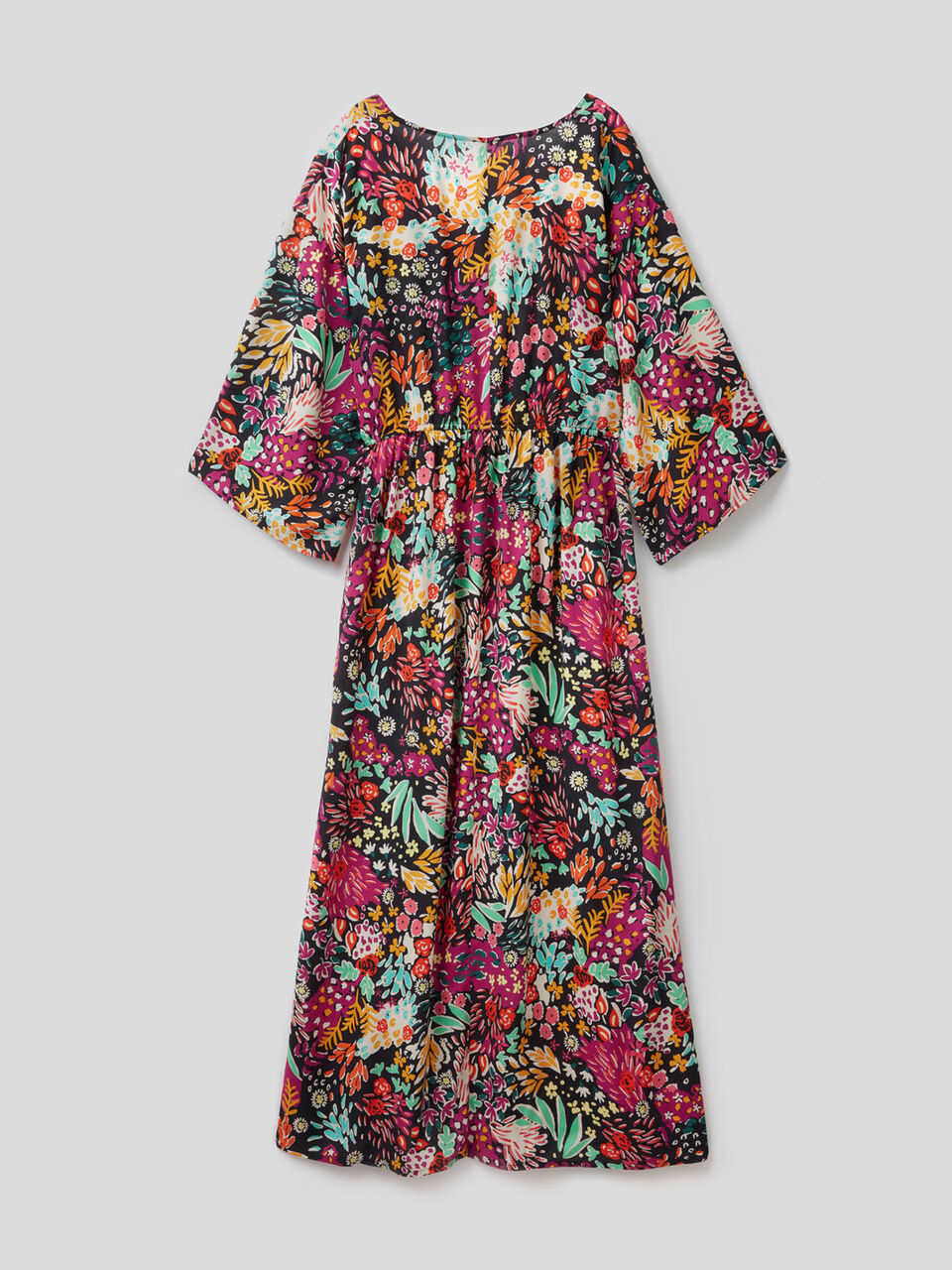 Maxivestido playero con estampado floral image number 2