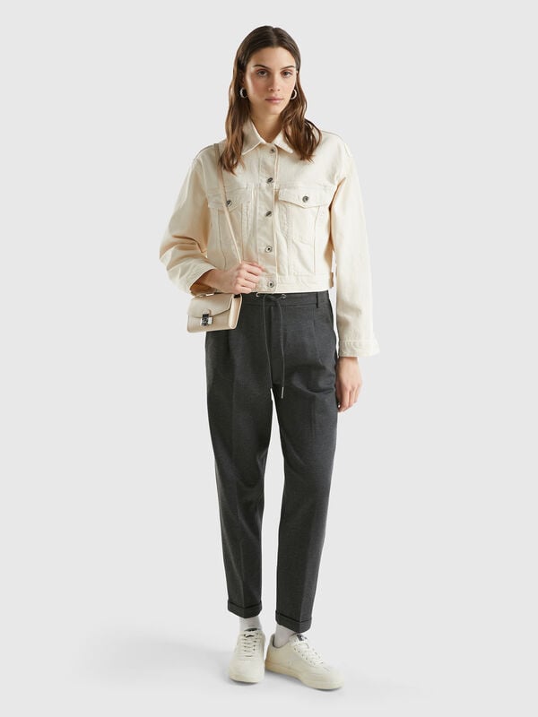 Pantalón liso con cordón Mujer