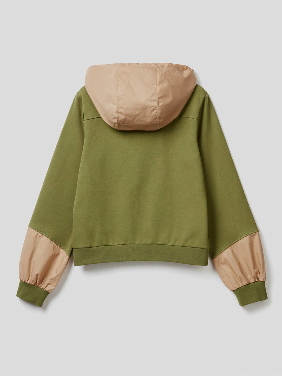 Sudadera con cremallera y capucha image number 2