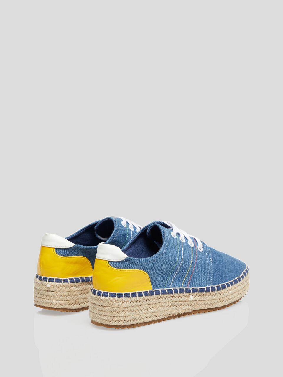 Sneakers con detalles de cuerda image number 2