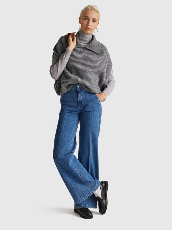 Capa con cuello alto Mujer