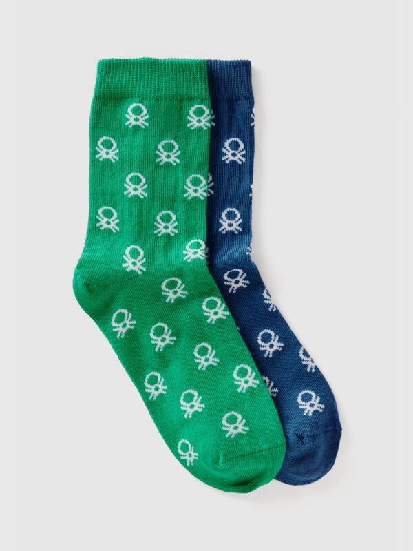 Dos pares de calcetines largos verdes y azules Niño