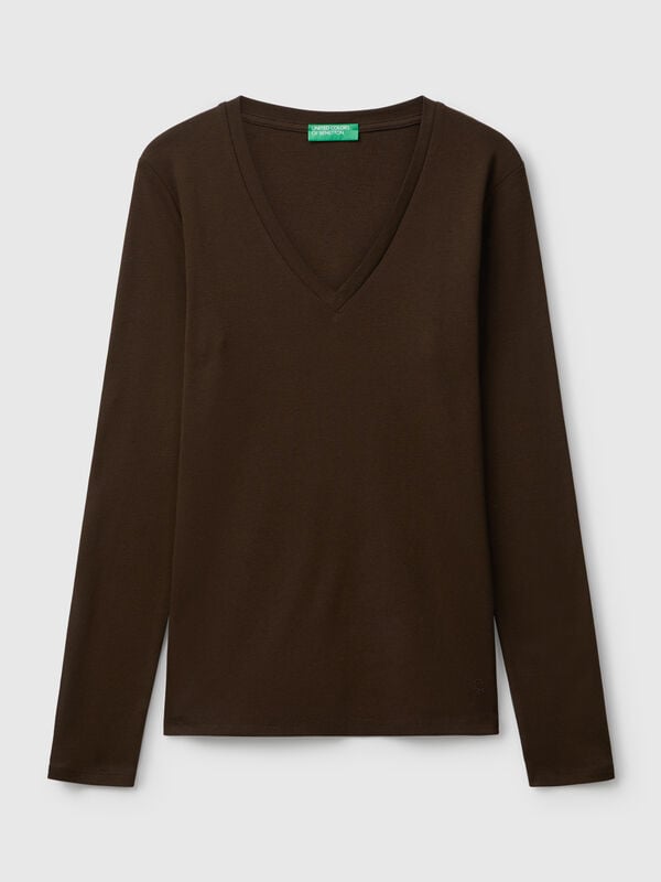 Camiseta marrón oscuro con cuello en V Camiseta marrón oscuro con cuello en V Mujer
