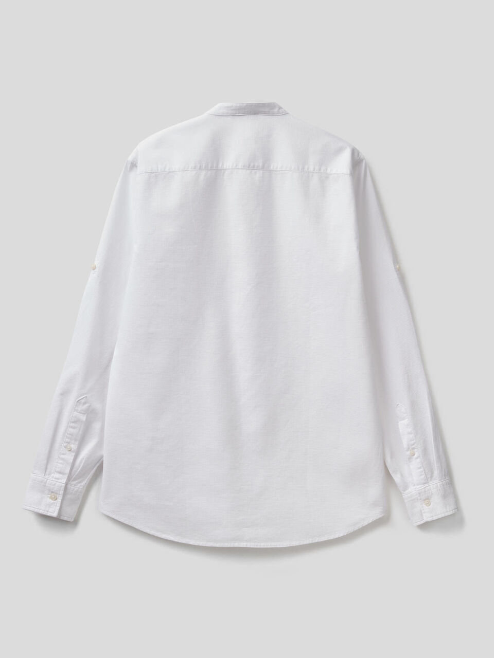 Camisa slim fit de cuello mao image number null