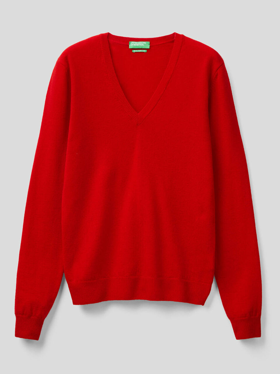 Jersey de pura lana virgen con escote de pico image number null