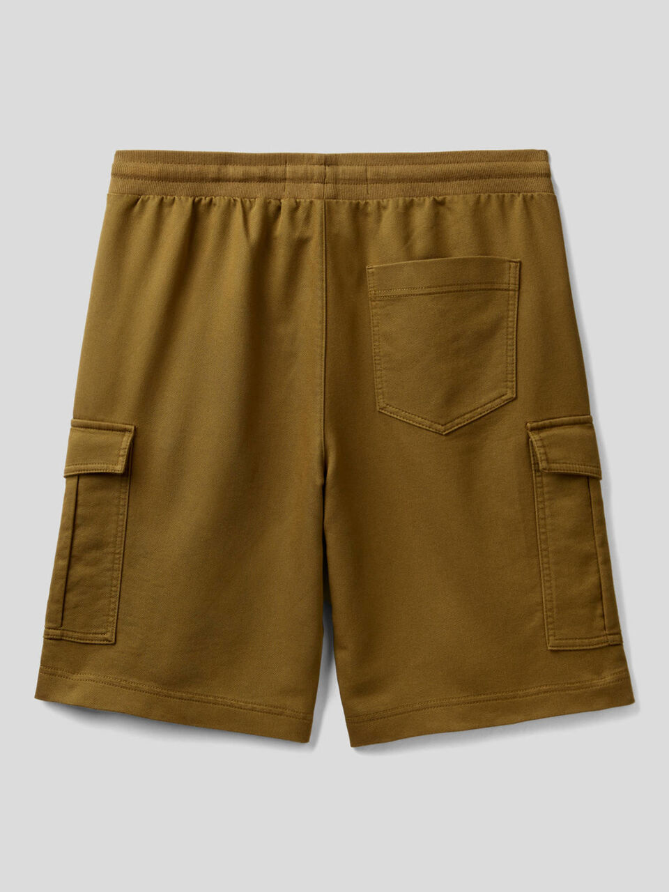 Bermudas cargo con cordón image number 2