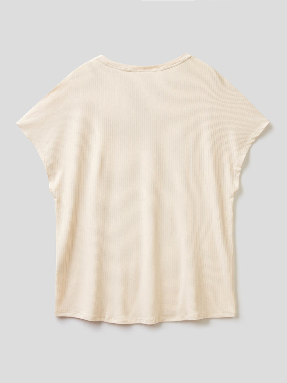Camiseta fluida comfort fit image number 2