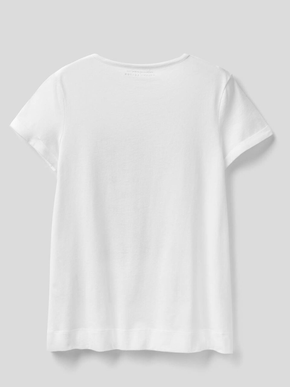 Camiseta con estampado y aberturas image number 2