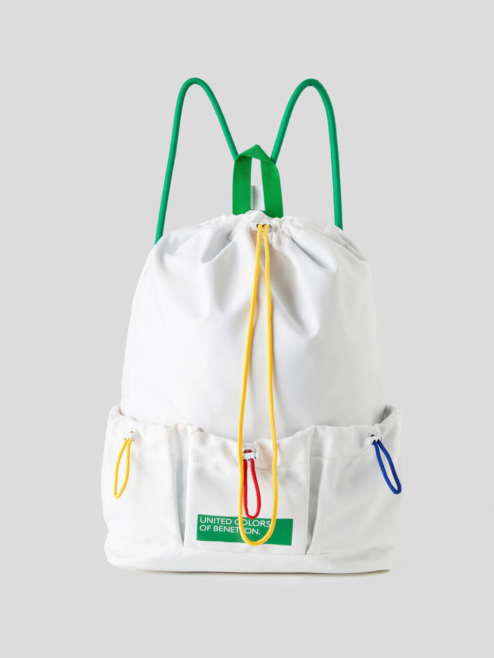 Mochila con cordón de ajuste image number 1