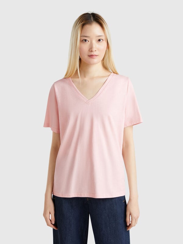 Camiseta de algodón flameado con escote de pico Mujer